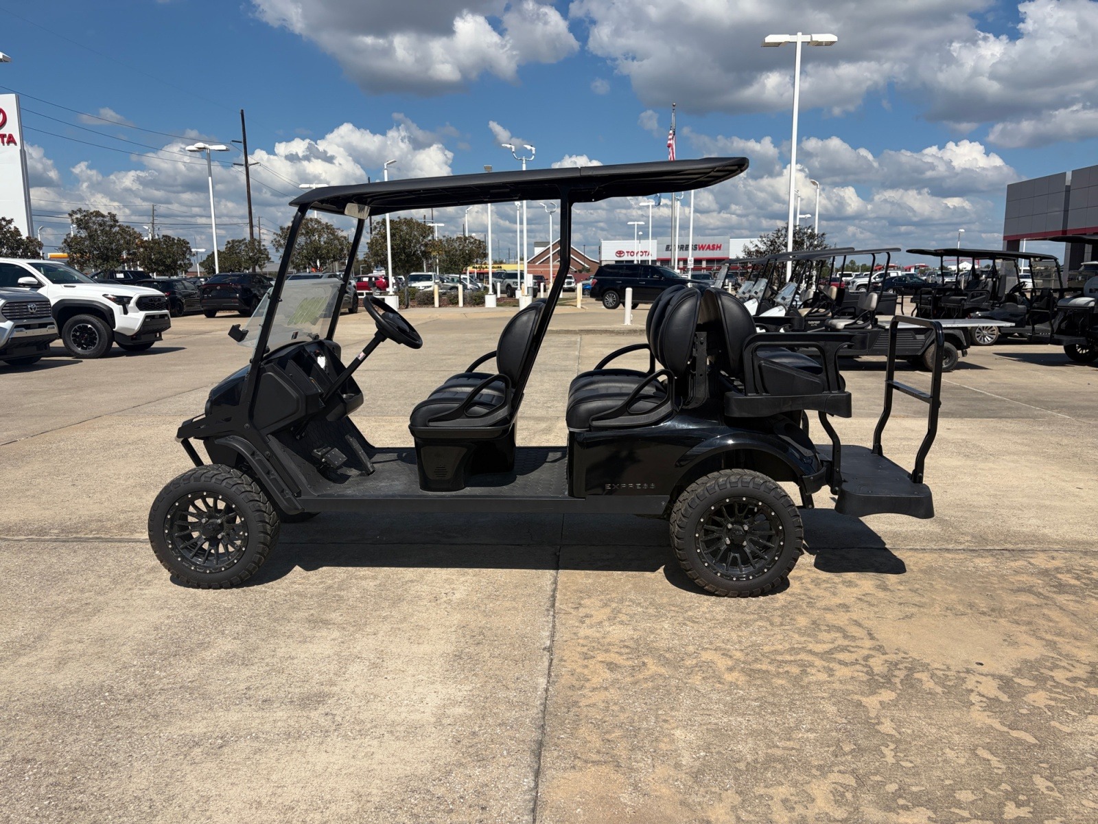 2026 EZGO Express photo 6