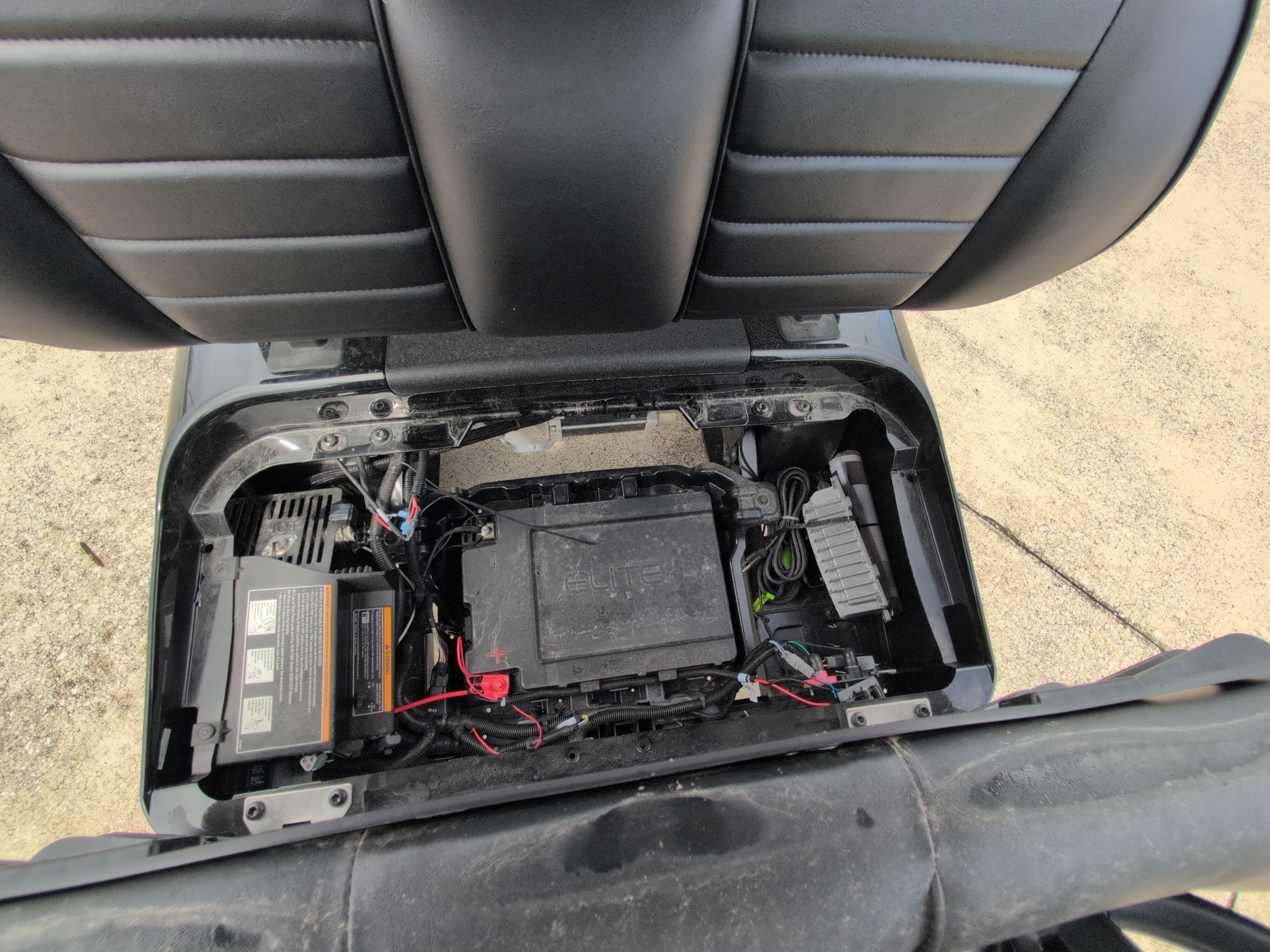 2026 EZGO RXV photo 5