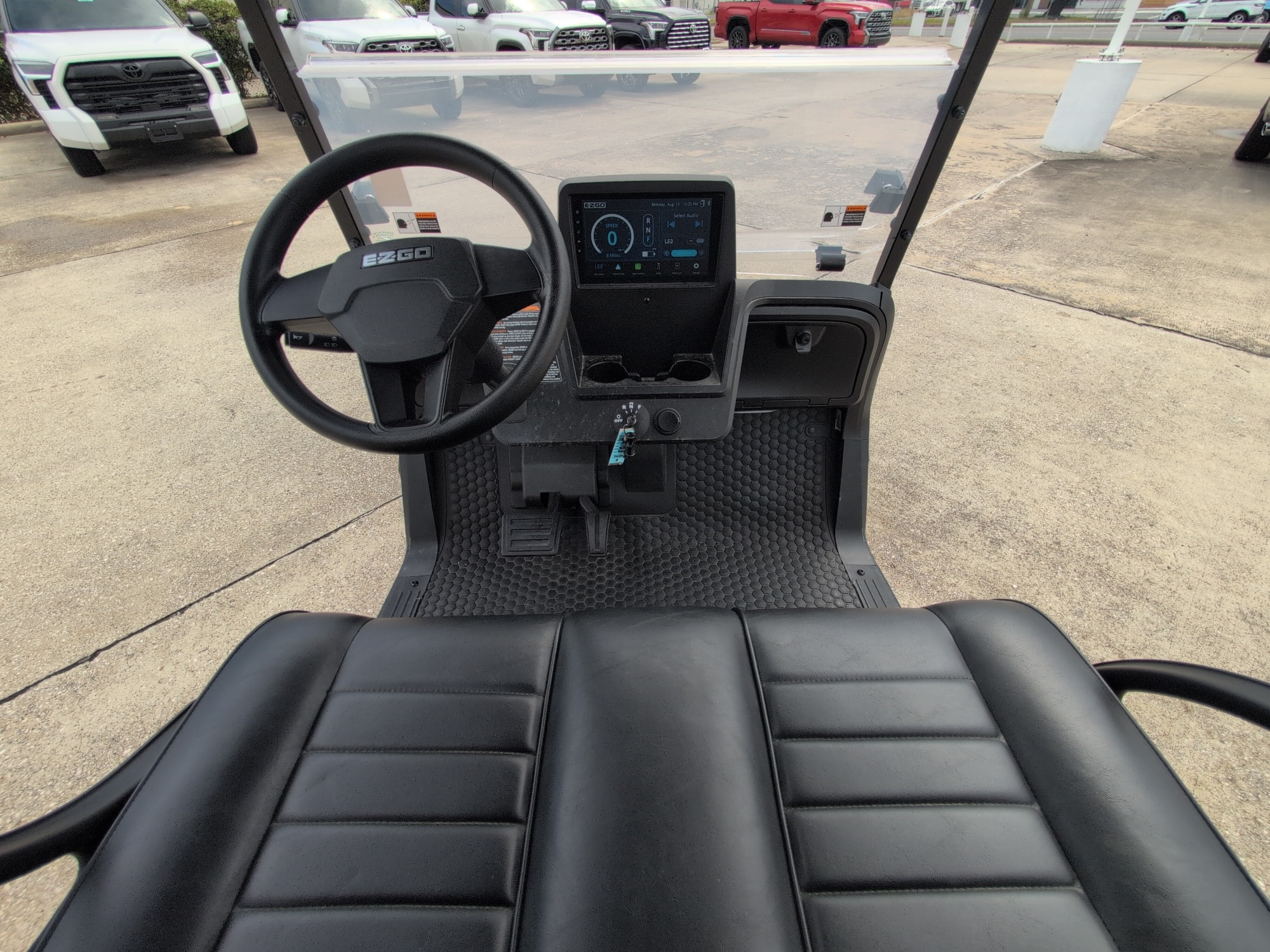 2026 EZGO RXV photo 8