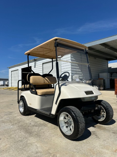 2005 E-Z-GO TXT STANDARD in Lake Charles, Louisiana - Photo 1
