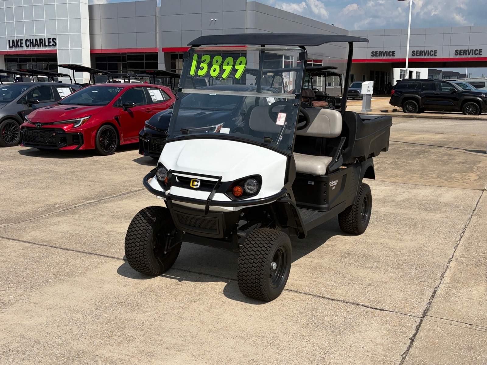 2025 Cushman Hauler photo 7