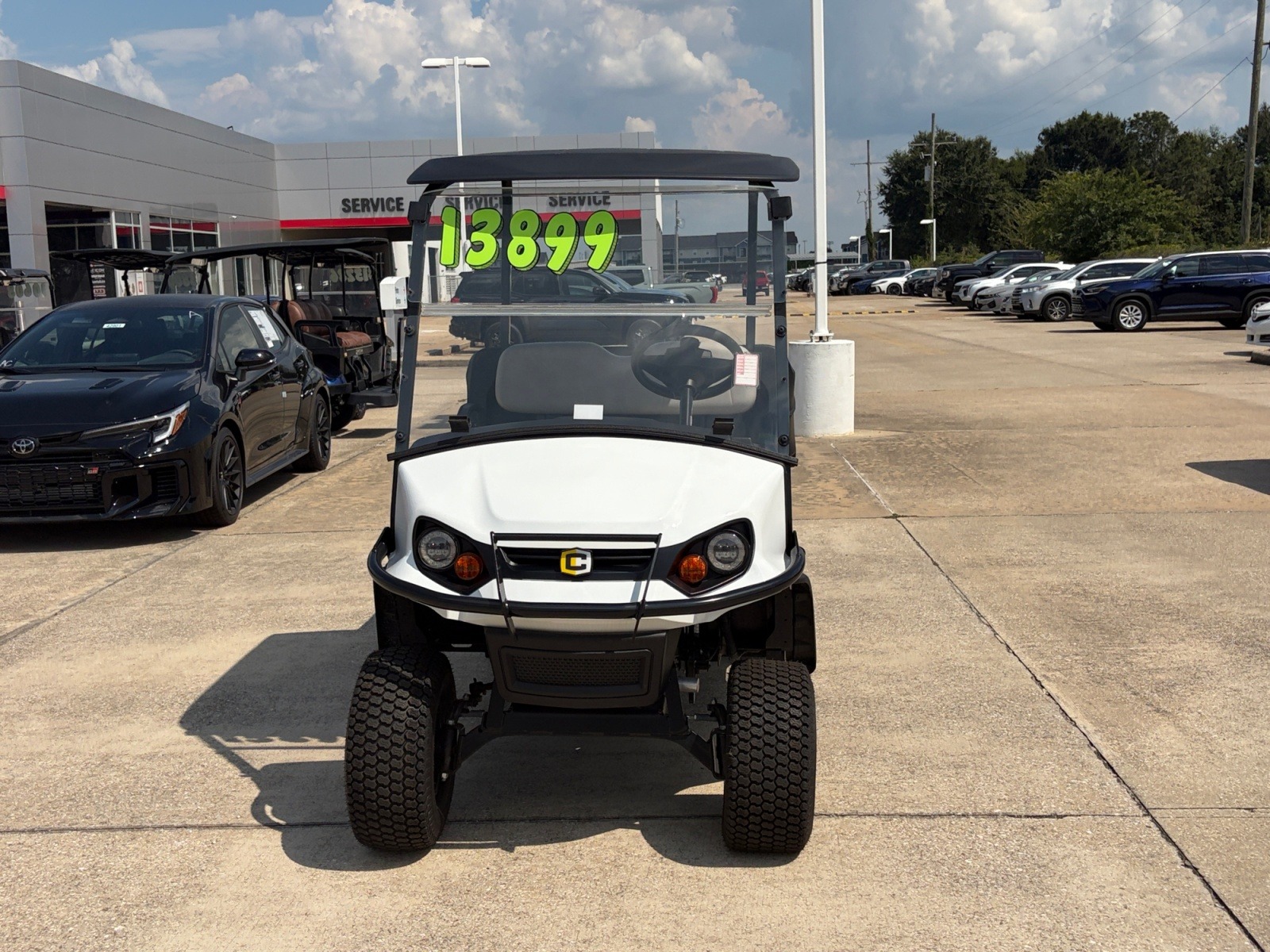 2025 Cushman Hauler photo 8