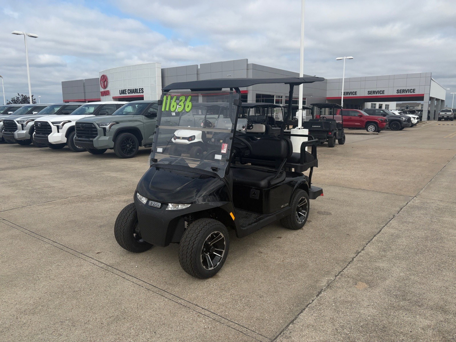 2026 EZGO RXV photo 7