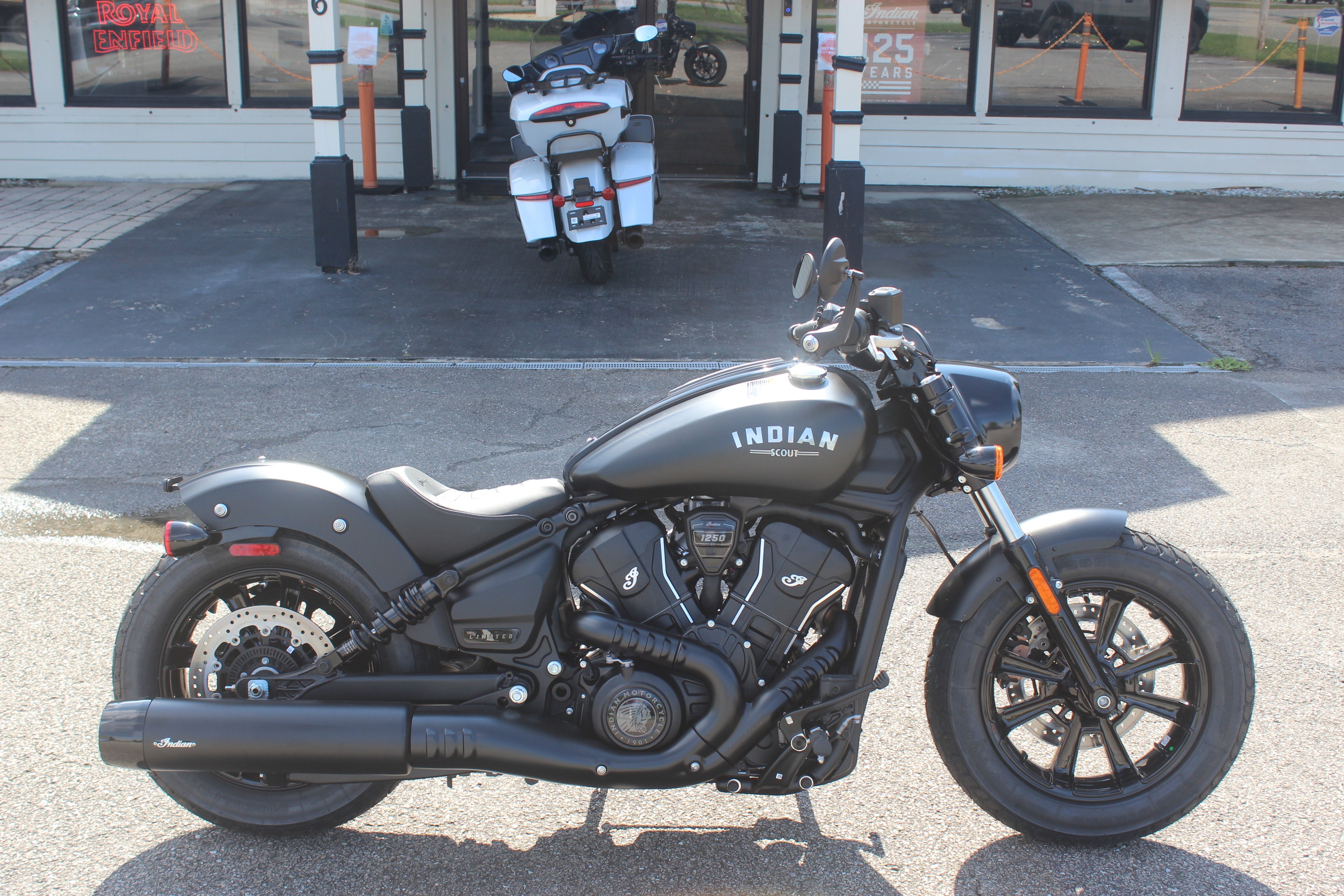 2026 Indian Motorcycle Scout® Bobber Limited +Tech