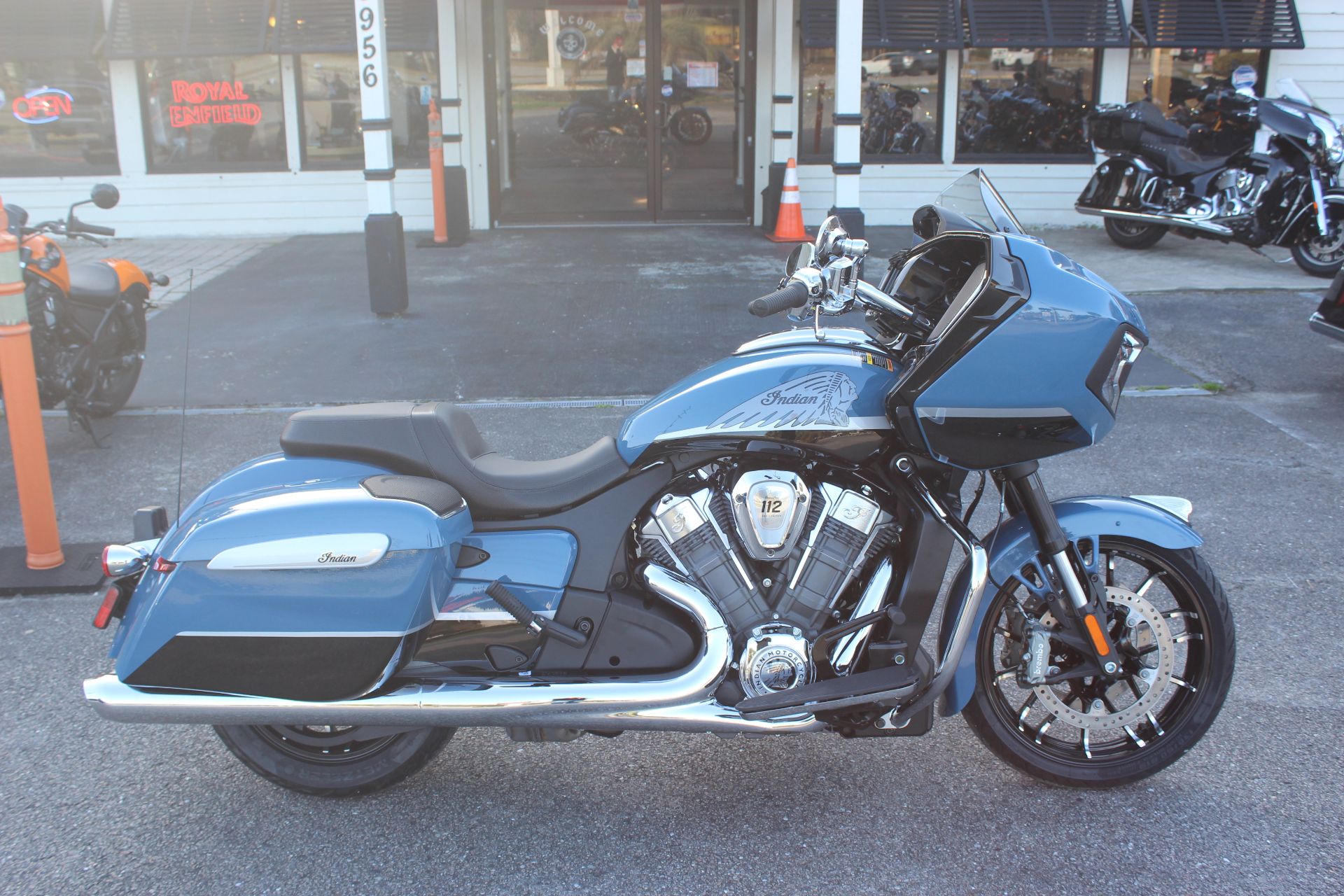 2026 Indian Motorcycle Challenger® Limited 112 with PowerBand Audio Package