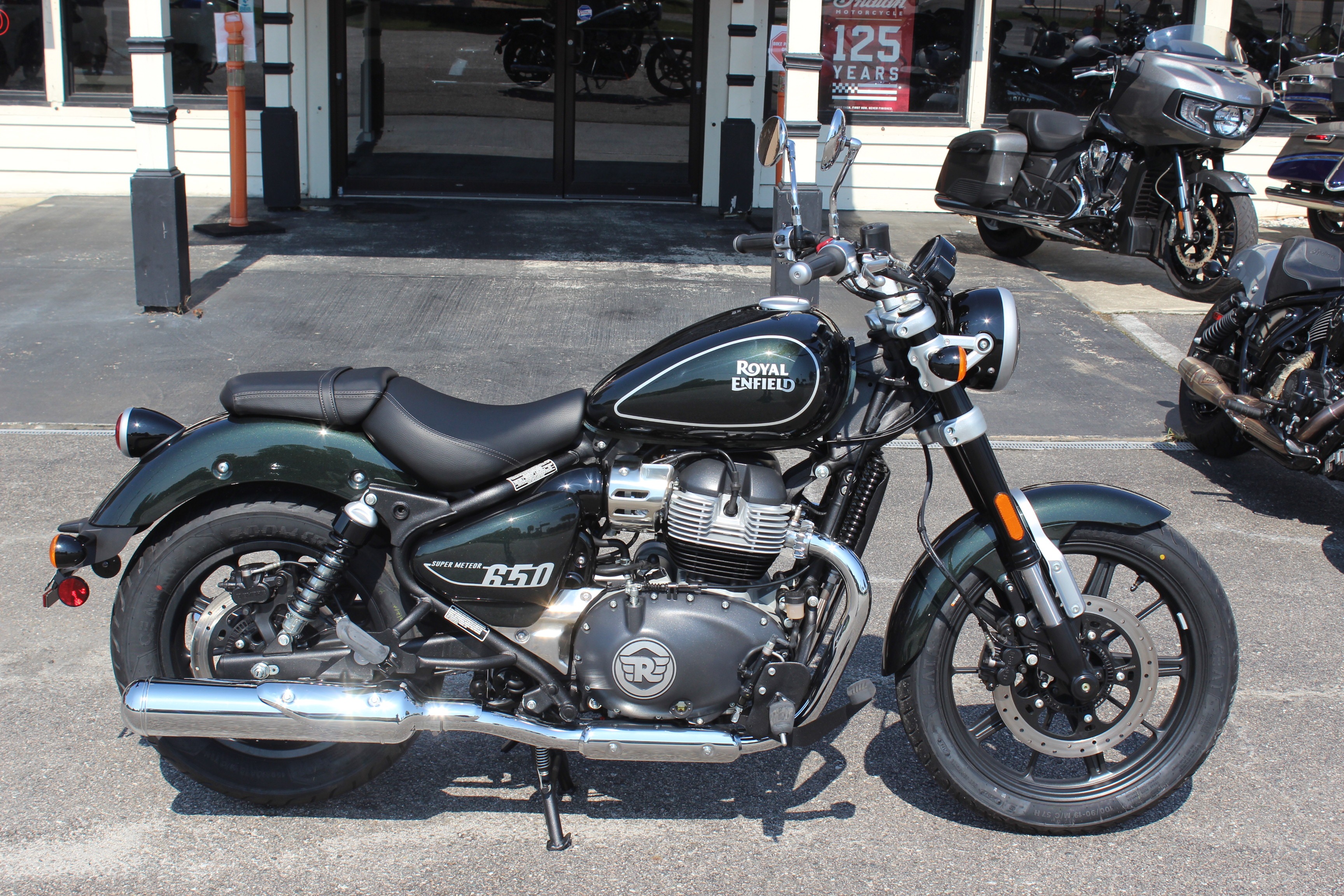 2024 Royal Enfield Super Meteor 650