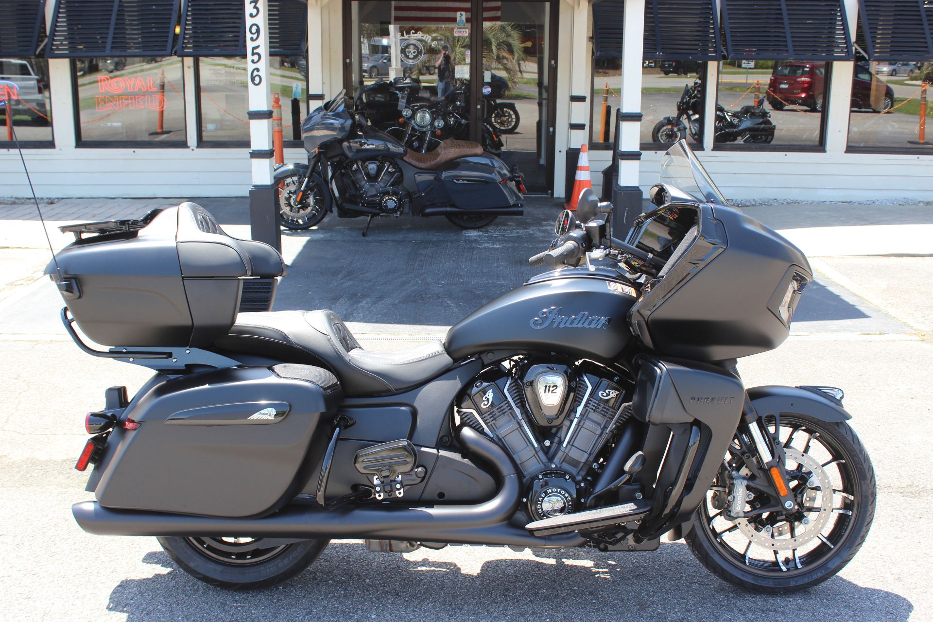 2026 Indian Motorcycle Pursuit® Dark Horse® with 112 and Powerband Audio Package