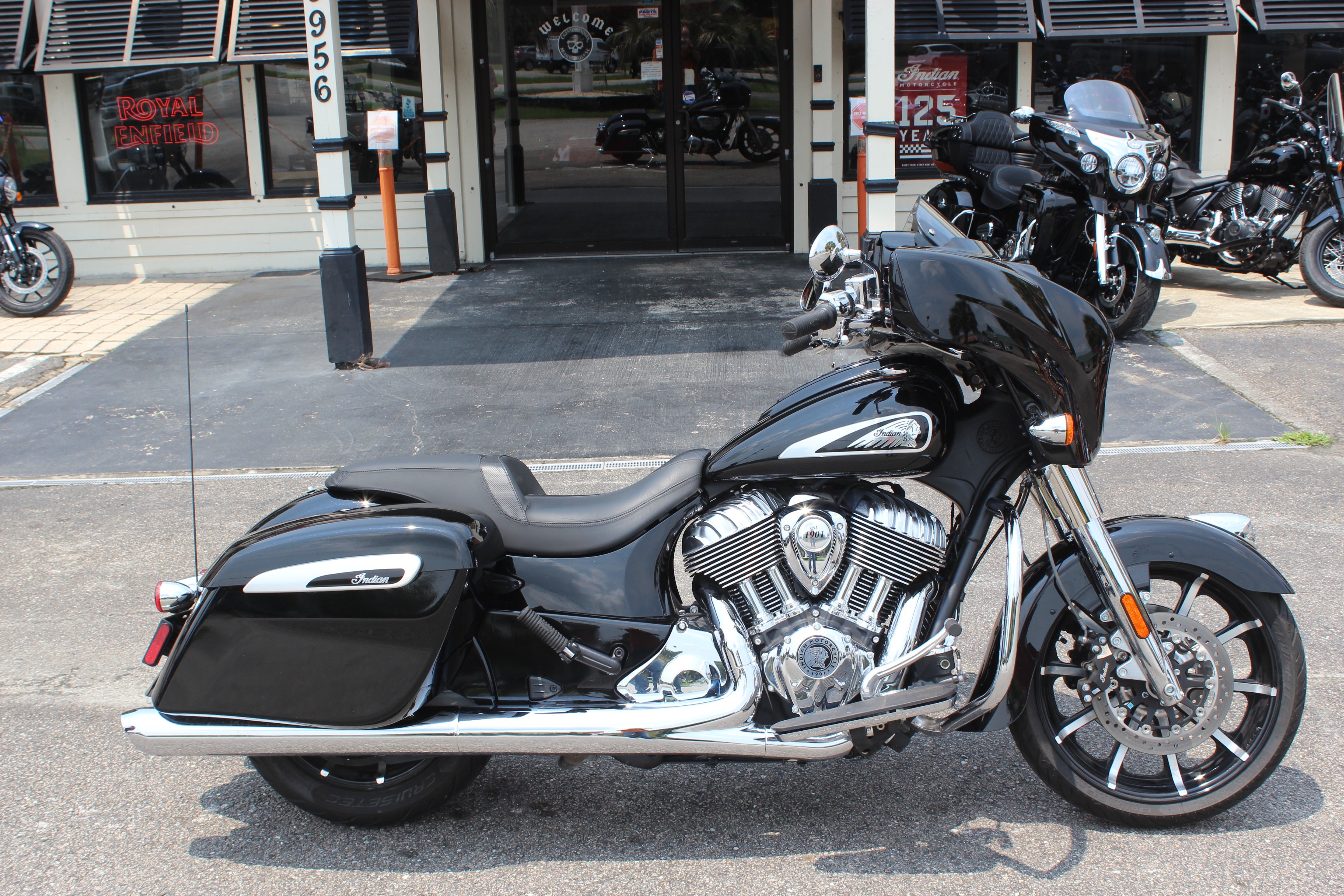 2024 Indian Motorcycle Chieftain® Limited