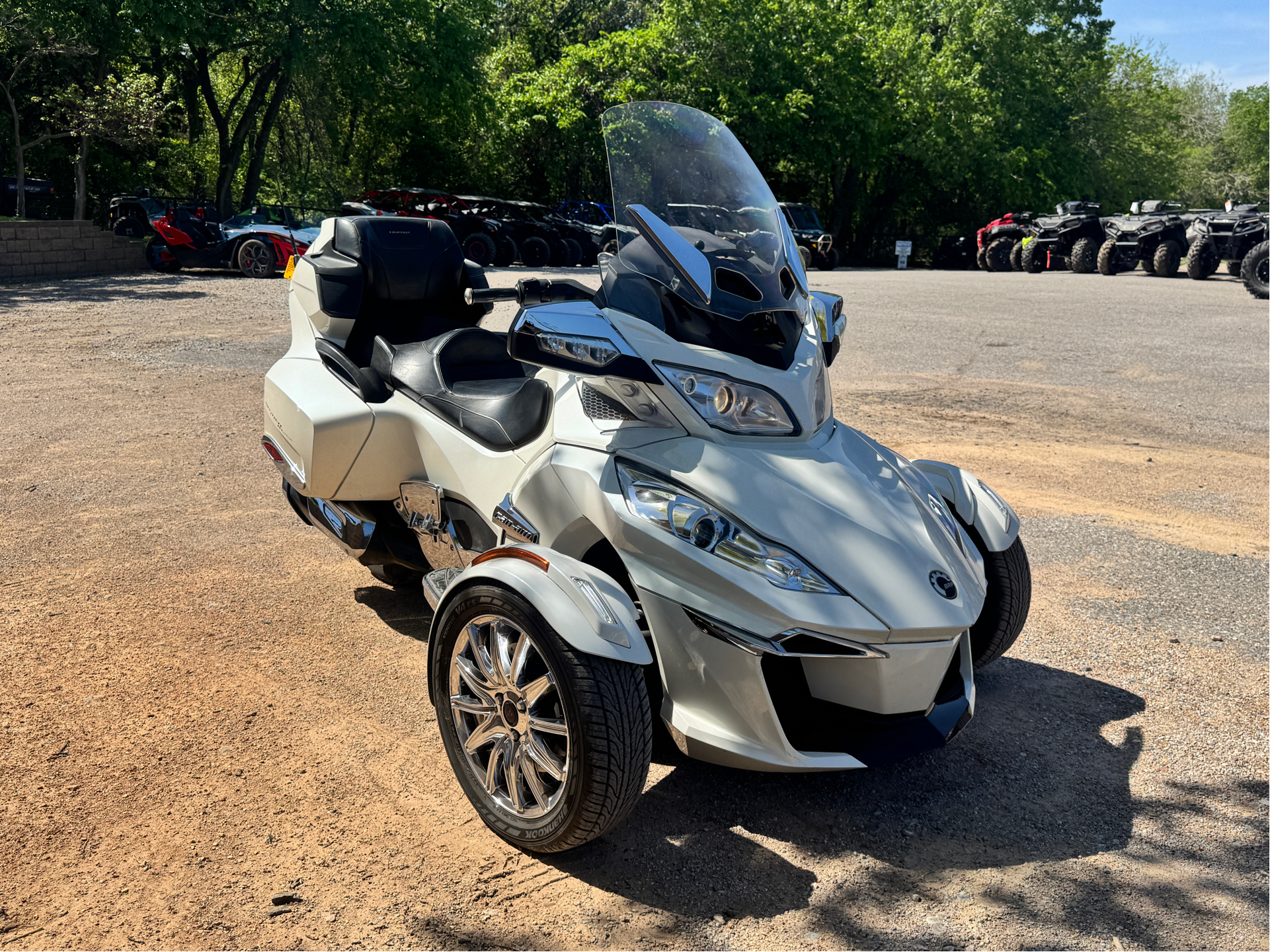 【中古】PETROLPICS Can-Am TAJIMA Used Car Mall/中古車 | 在庫詳細 | CAN-AM SPYDER RT