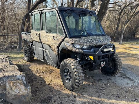 2023 Can-Am Defender MAX Limited — photo 1 of 4