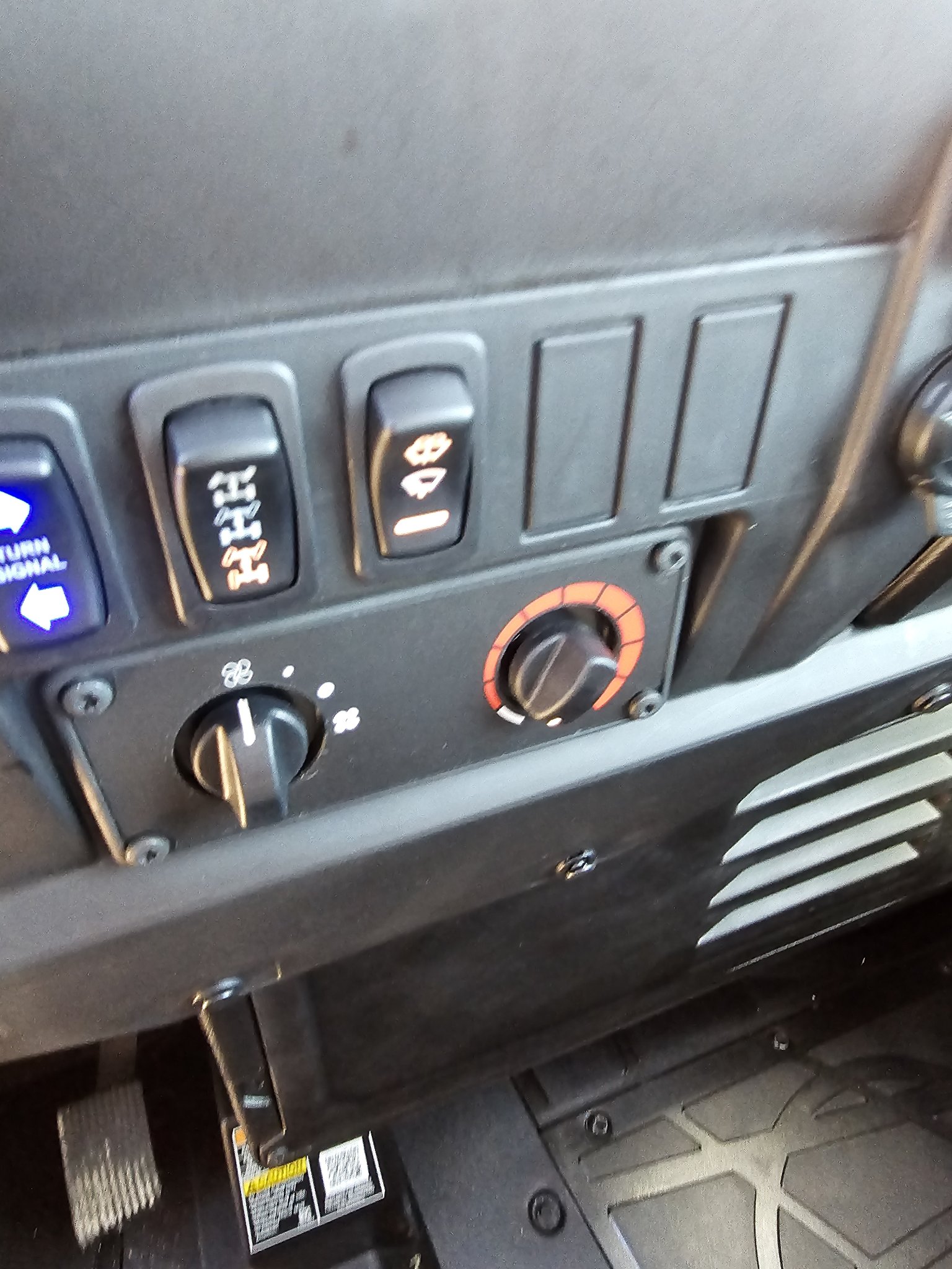 2026 Polaris Ranger Crew SP 570 NorthStar Edition 8