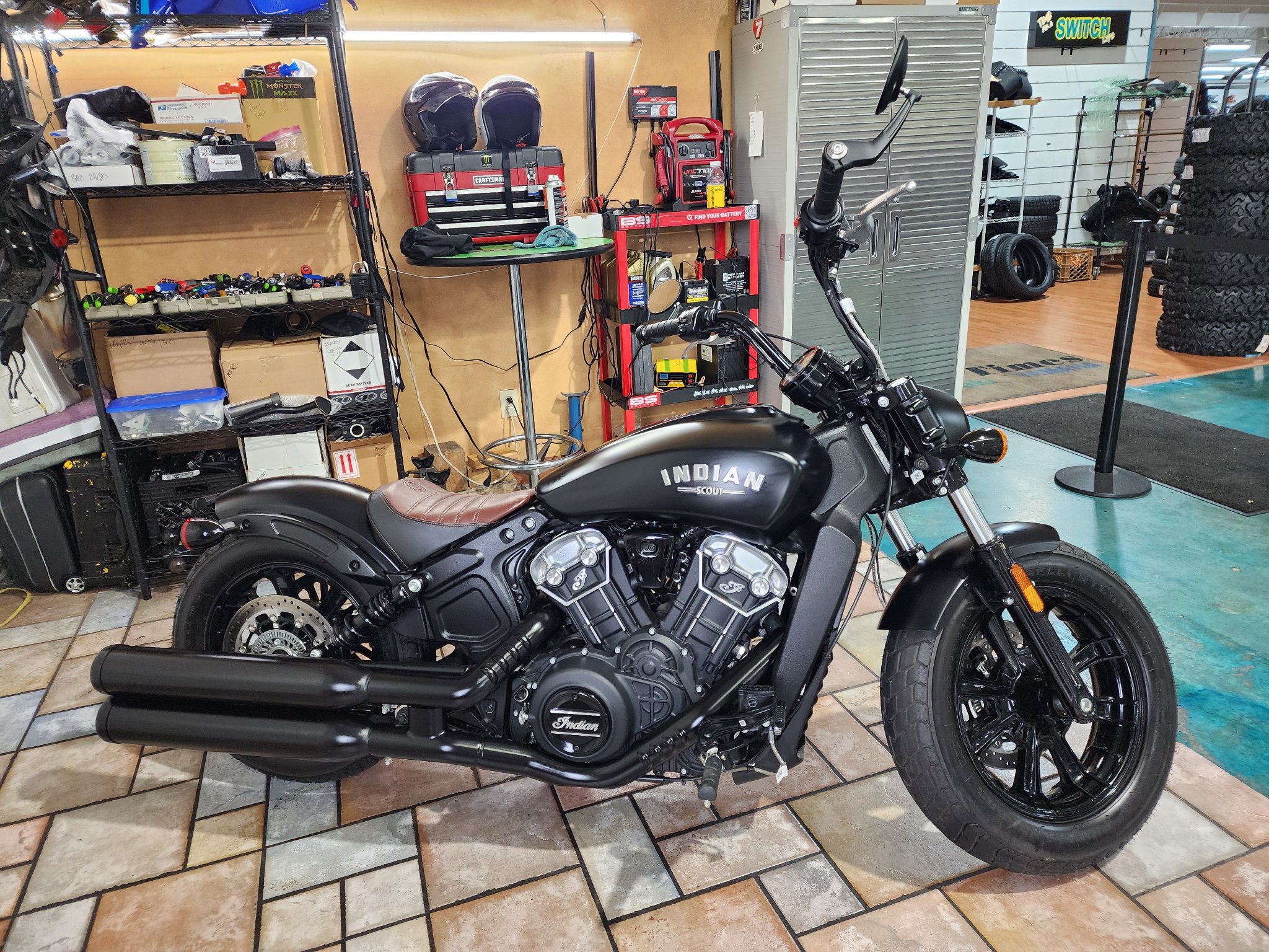 2023  Scout® Bobber 1