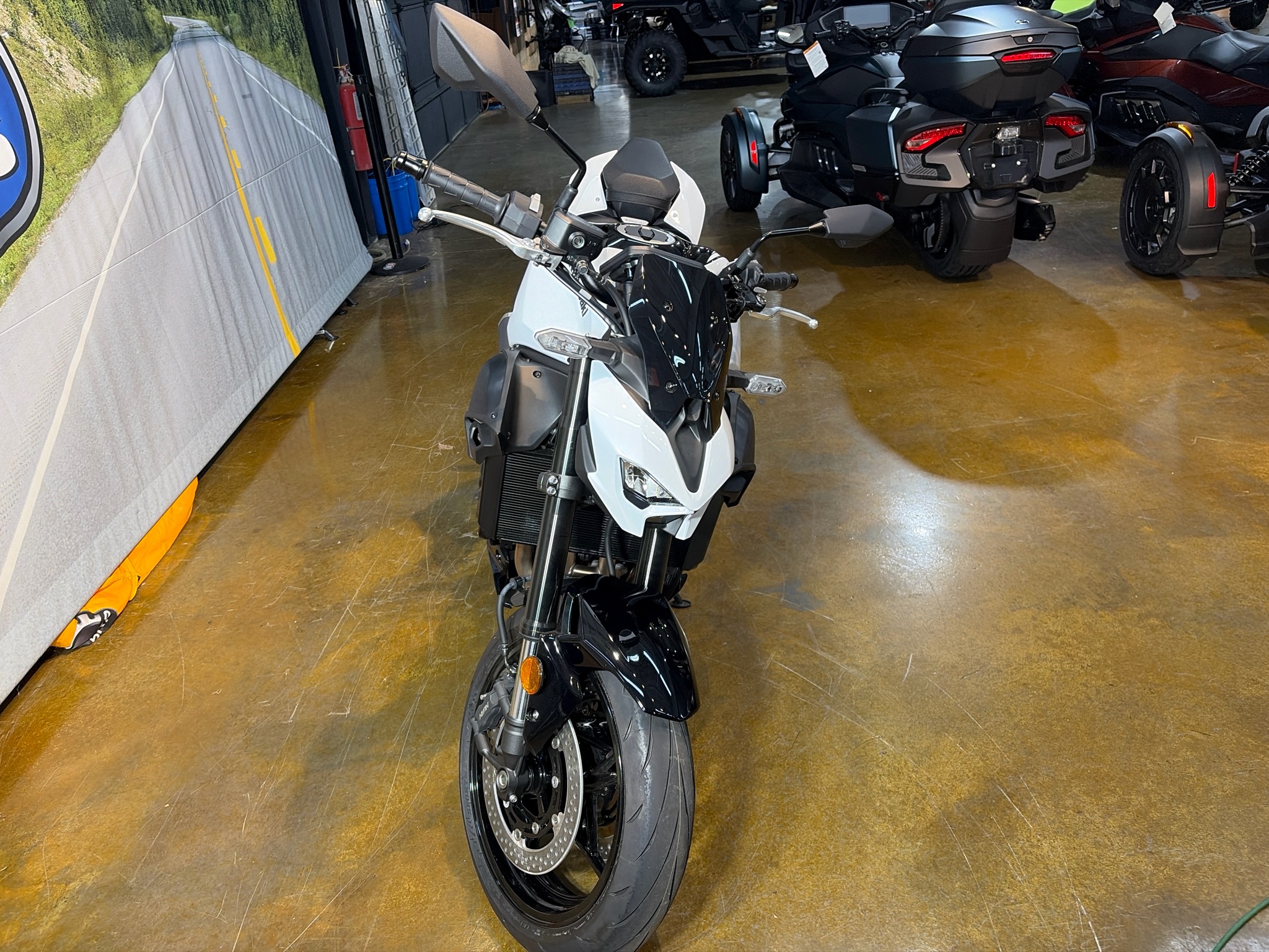 2026 Kawasaki Z900 ABS 8