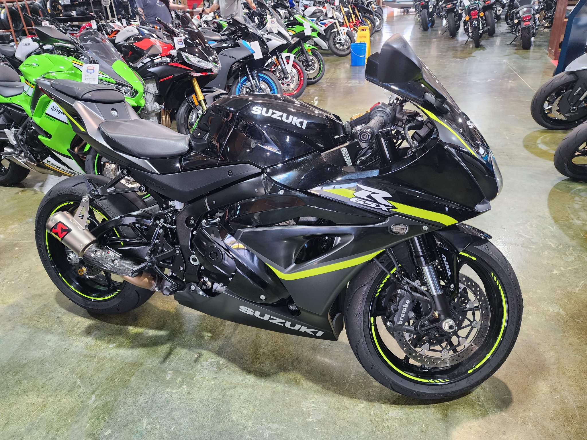 2023 GSX-R1000R