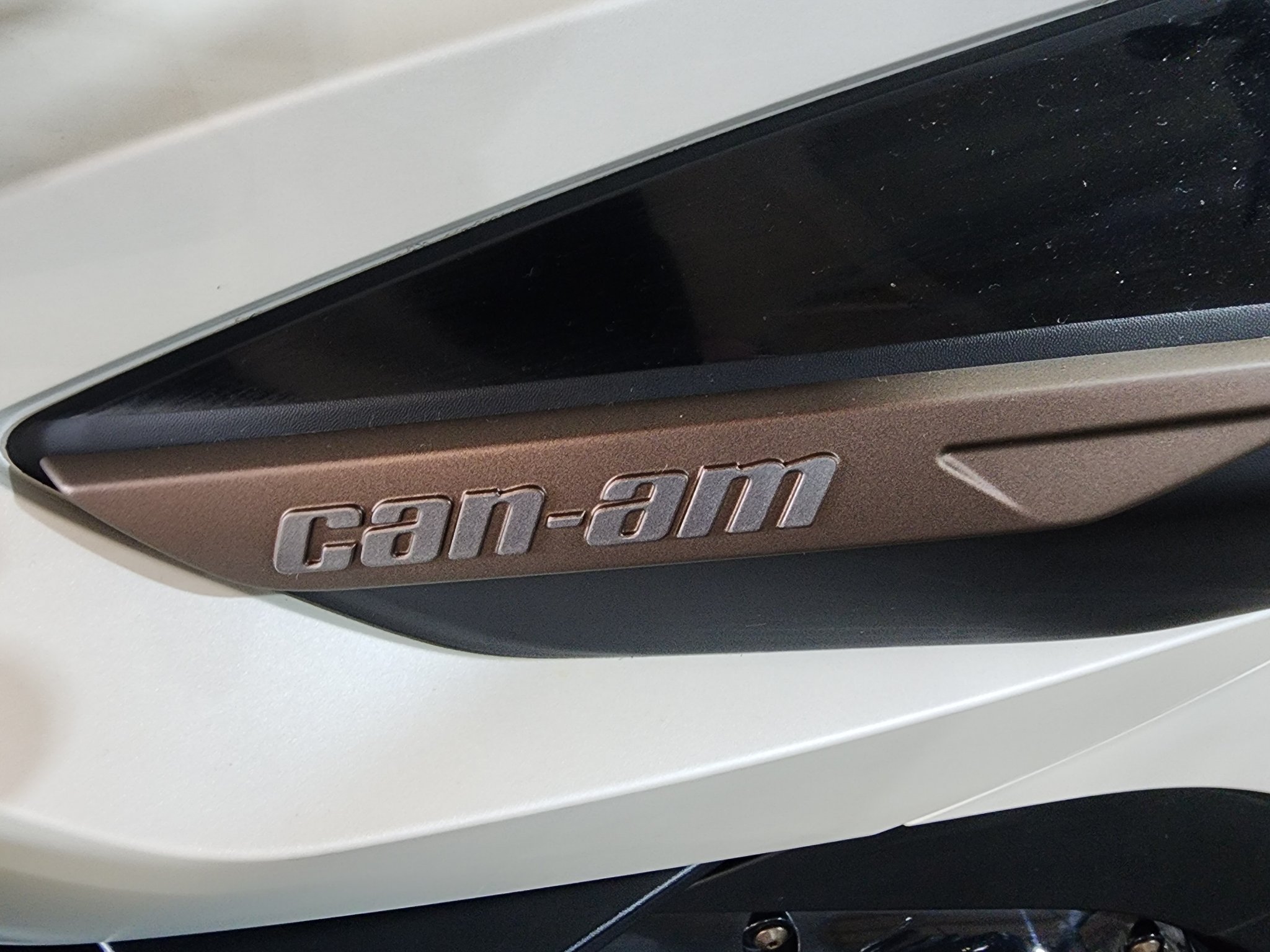 2024 Can-Am™ Spyder RT Sea-to-Sky 7