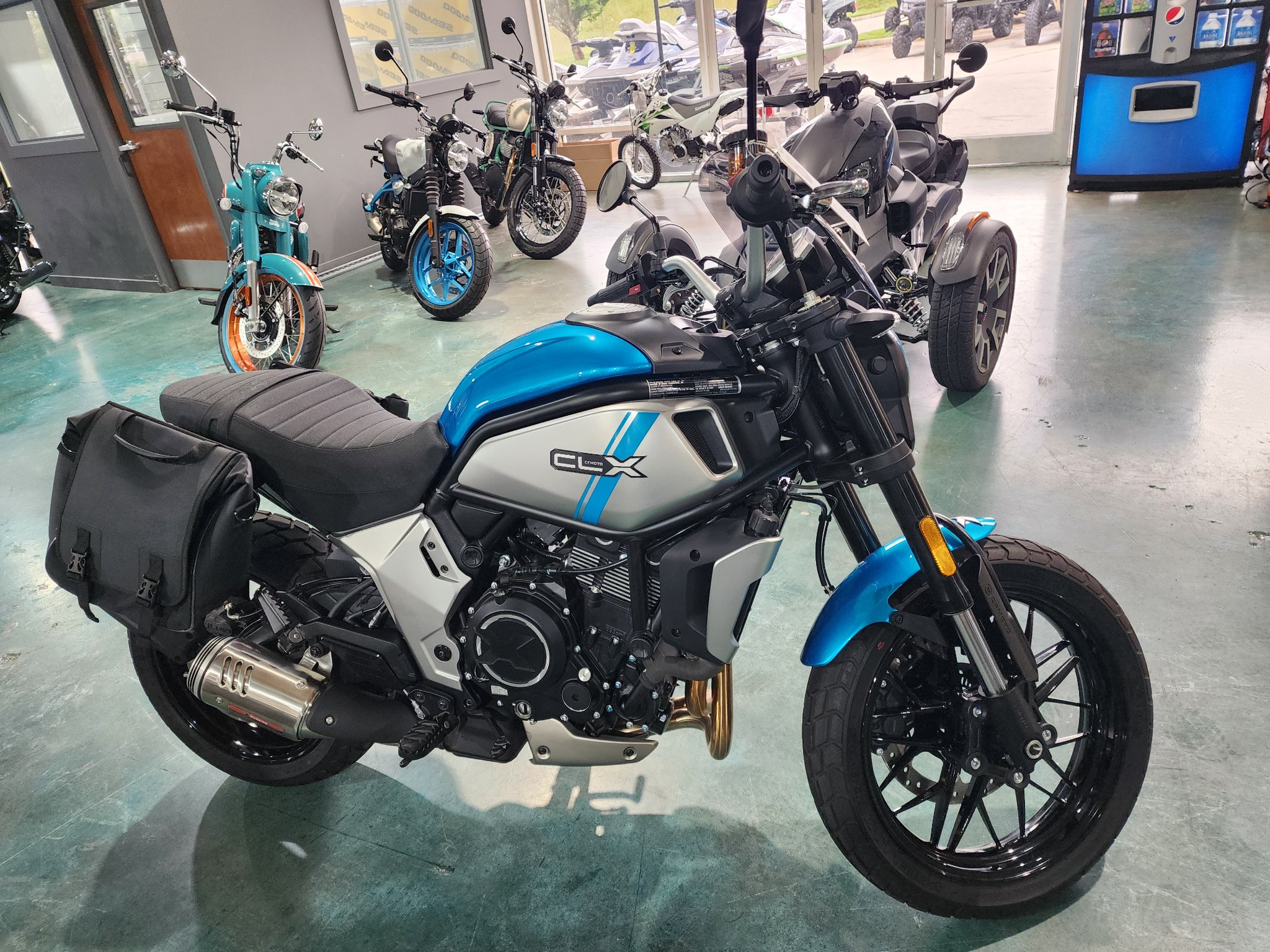 2024 700CL-X