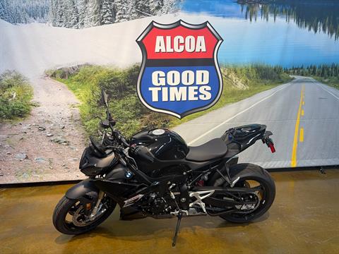 2026 BMW S 1000 R
