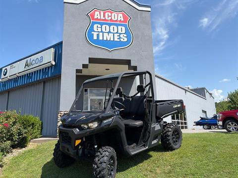 2024 Can-Am Defender DPS HD10