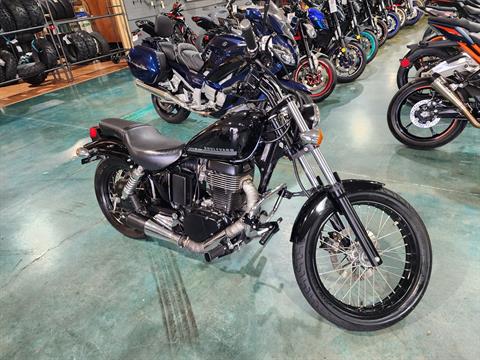 2017 Suzuki Boulevard S40