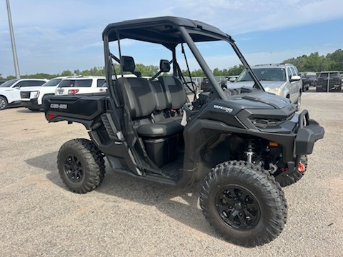 2026 Can-Am™ Defender XT HD11 4