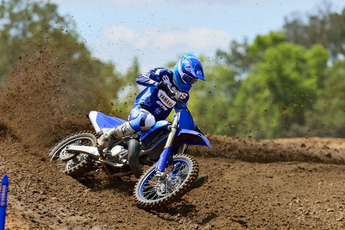 2027 Yamaha YZ250 8