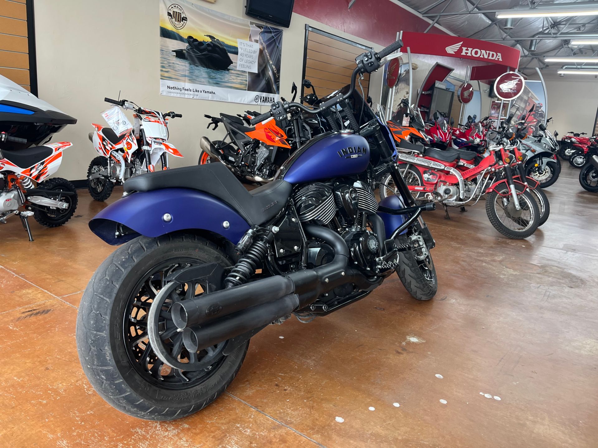2023  Sport Chief Dark Horse® Icon 3