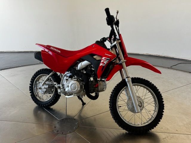 2025 Honda CRF110F 4