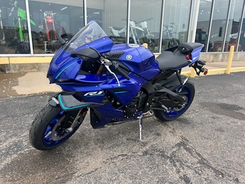 2026 Yamaha YZF-R1 — photo 1 of 8