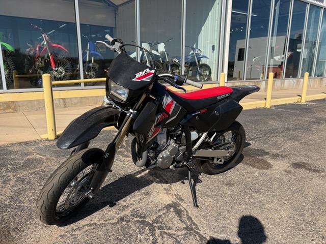 2022 Suzuki DR-Z400SM 1