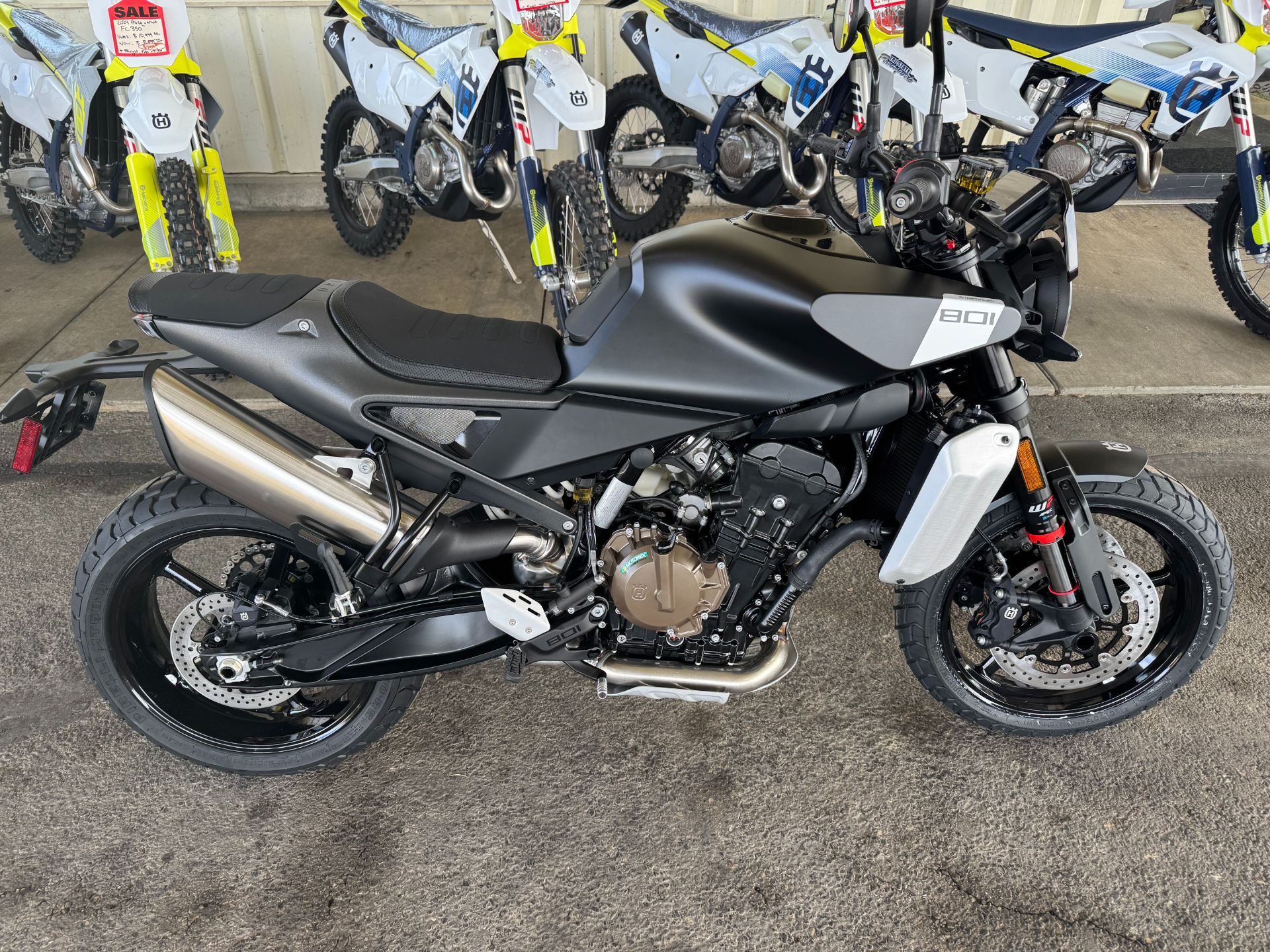 2025 Husqvarna Svartpilen 801 Motorcycles Slovan Pennsylvania