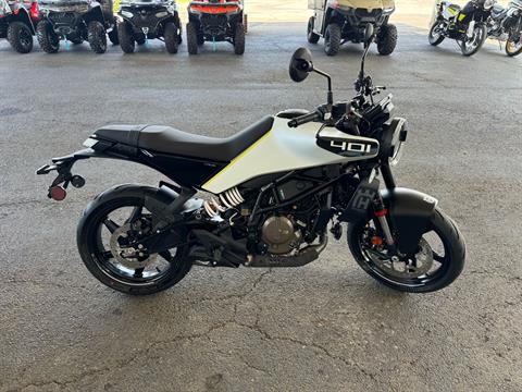 プッコ　ブラック　ホワイト 2024 Husqvarna® Vitpilen 401 | Broward Motorsports Miami