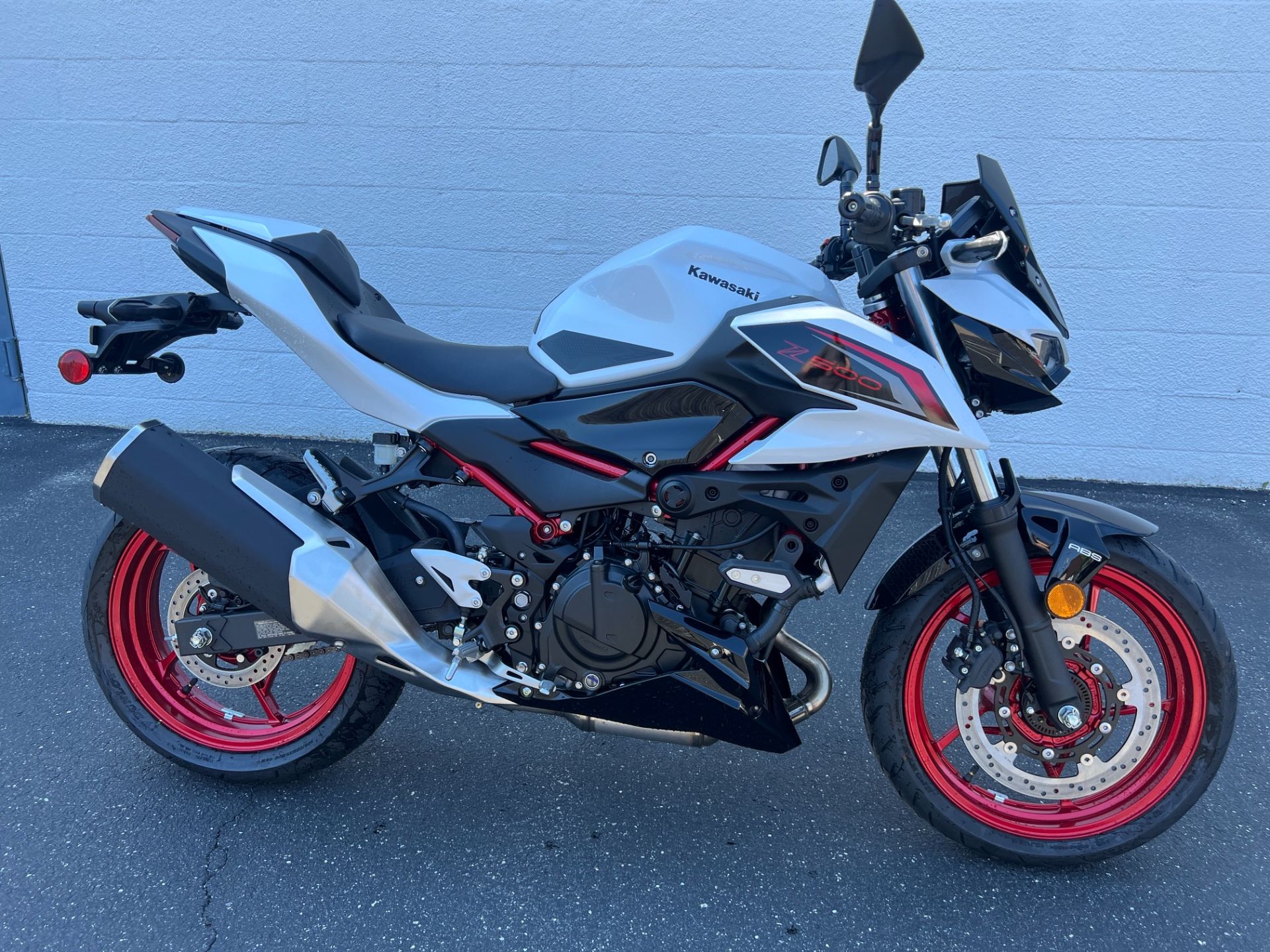 2026 Kawasaki Z500 SE ABS 1