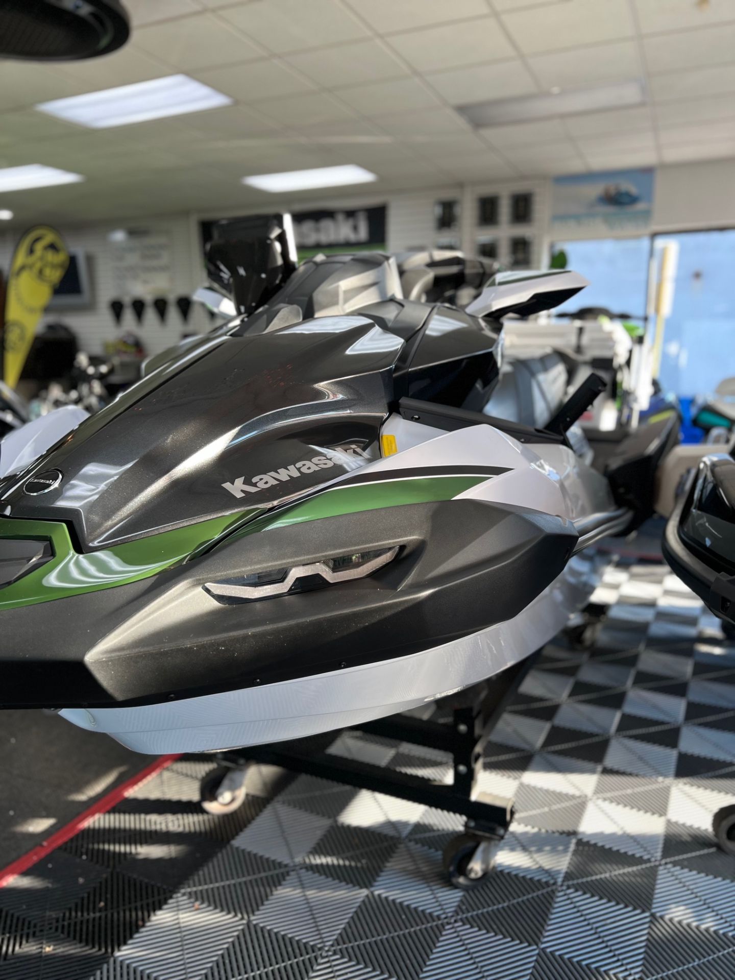 2025 Kawasaki Jet Ski® Ultra® 160LX-S Angler, Hicksville NY | New