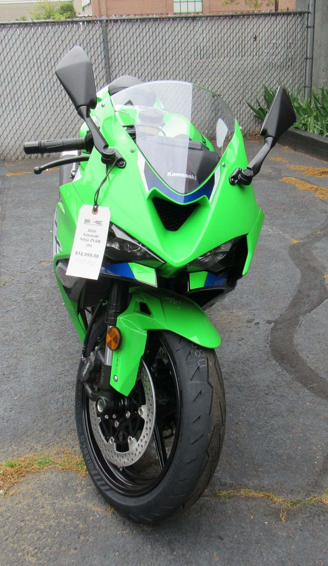 2026 Kawasaki Ninja® ZX-6R ABS 3