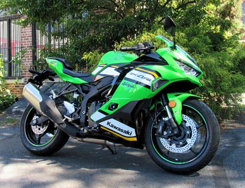 R！ 2025 Kawasaki Ninja ZX-6R KRT Edition ABS Motorcycles