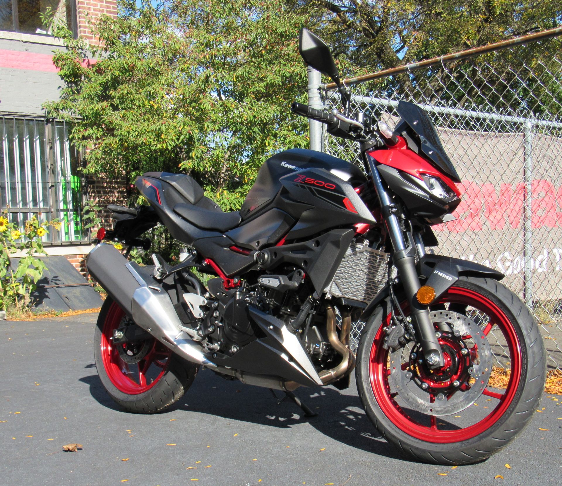 New 2025 Kawasaki Z500 SE ABS Motorcycles in New Haven, CT | Stock