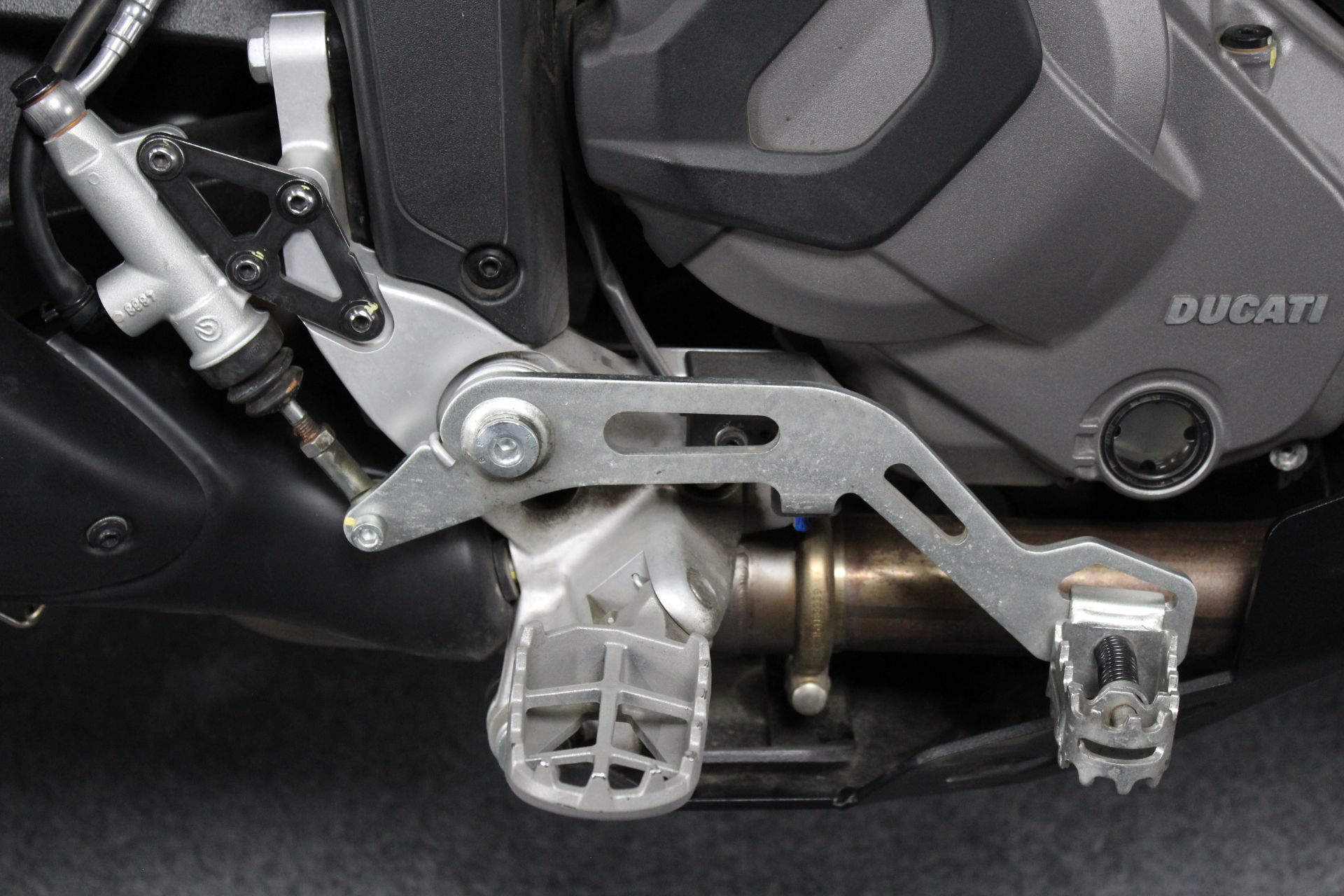 2023 Ducati DesertX in Portland, Oregon - Photo 15