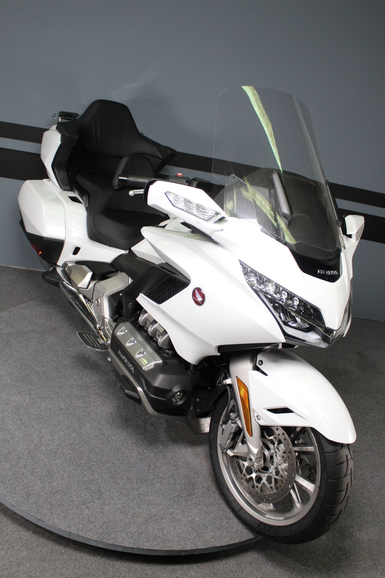 2018 Honda Gold Wing Tour in Portland, Oregon - Photo 2