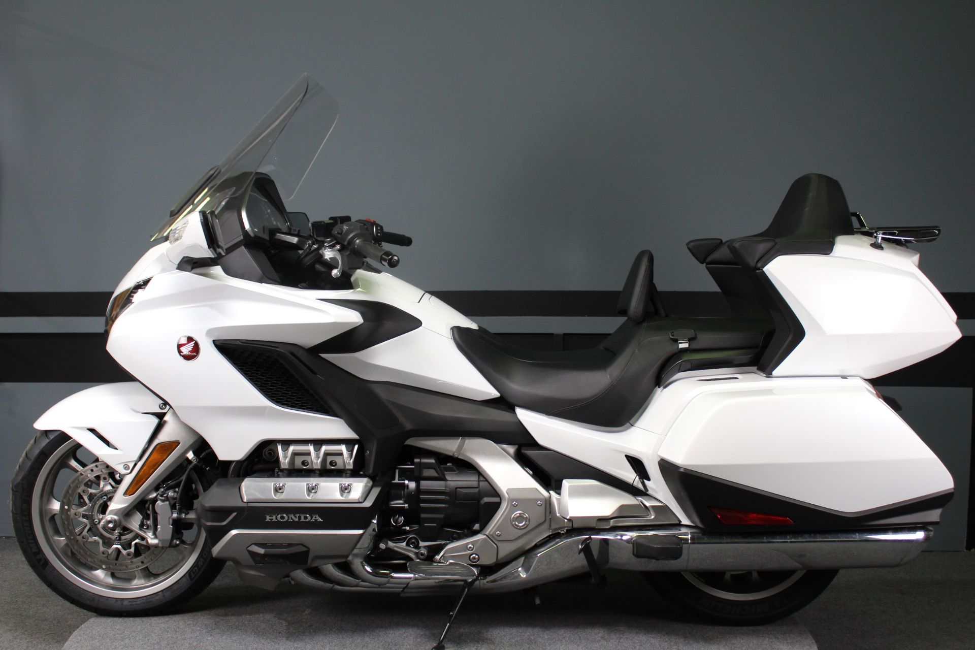 2018 Honda Gold Wing Tour in Portland, Oregon - Photo 4