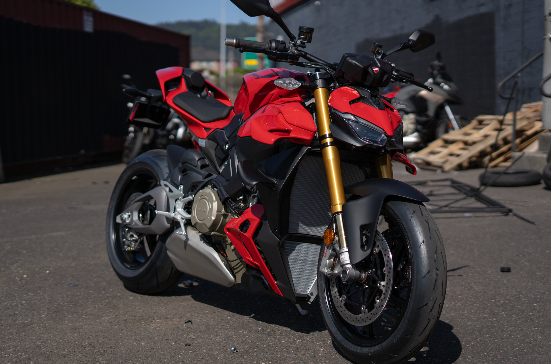 2025 Ducati Streetfighter V4 S in Portland, Oregon - Photo 11