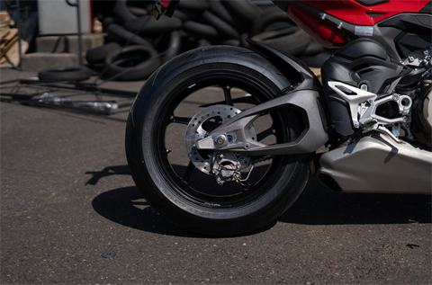 2025 Ducati Streetfighter V4 S in Portland, Oregon - Photo 15
