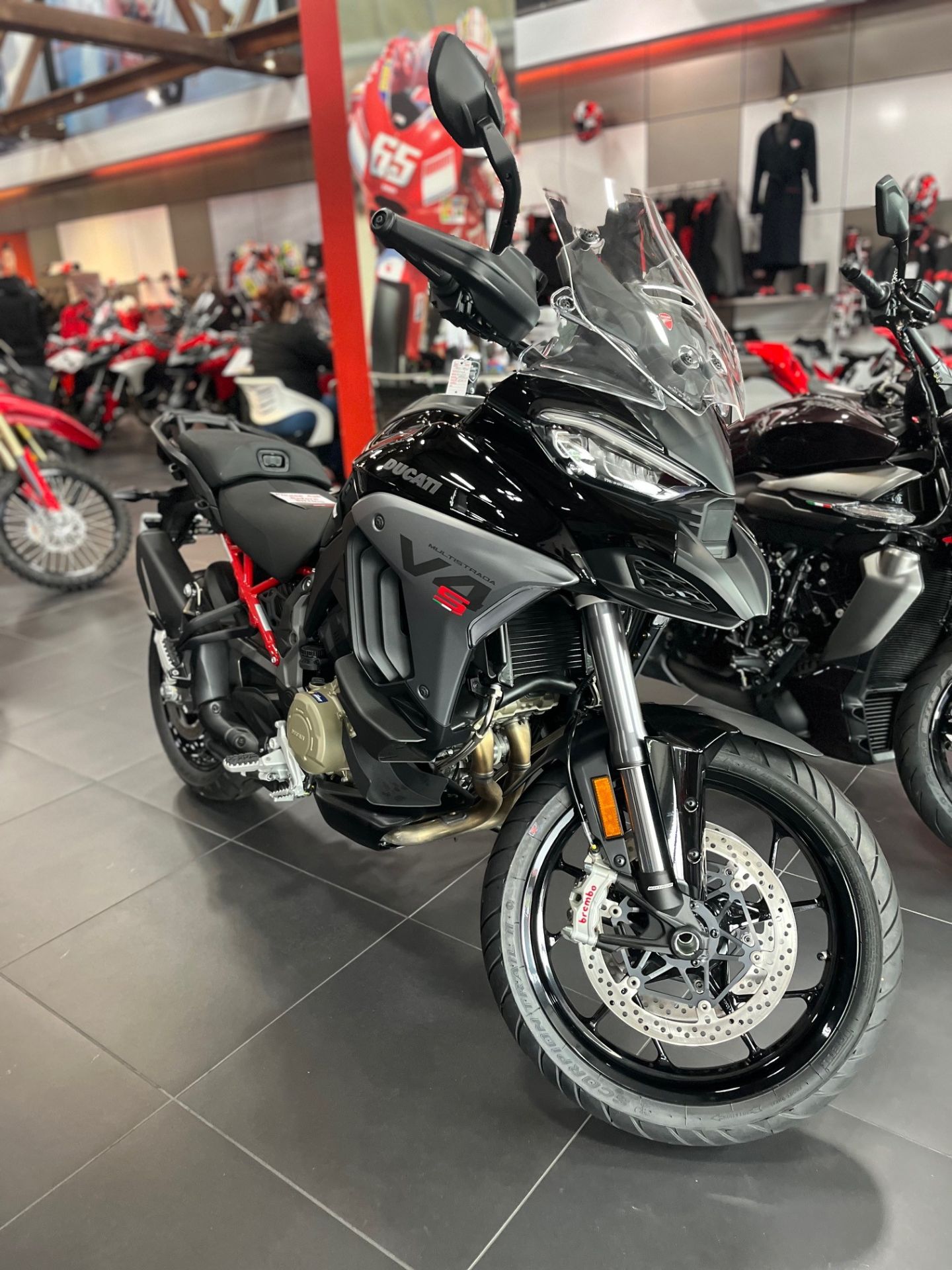 2025 Ducati Multistrada V4 S Travel & Radar in Portland, Oregon - Photo 2