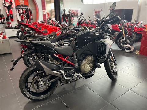 2025 Ducati Multistrada V4 S Travel & Radar in Portland, Oregon - Photo 3