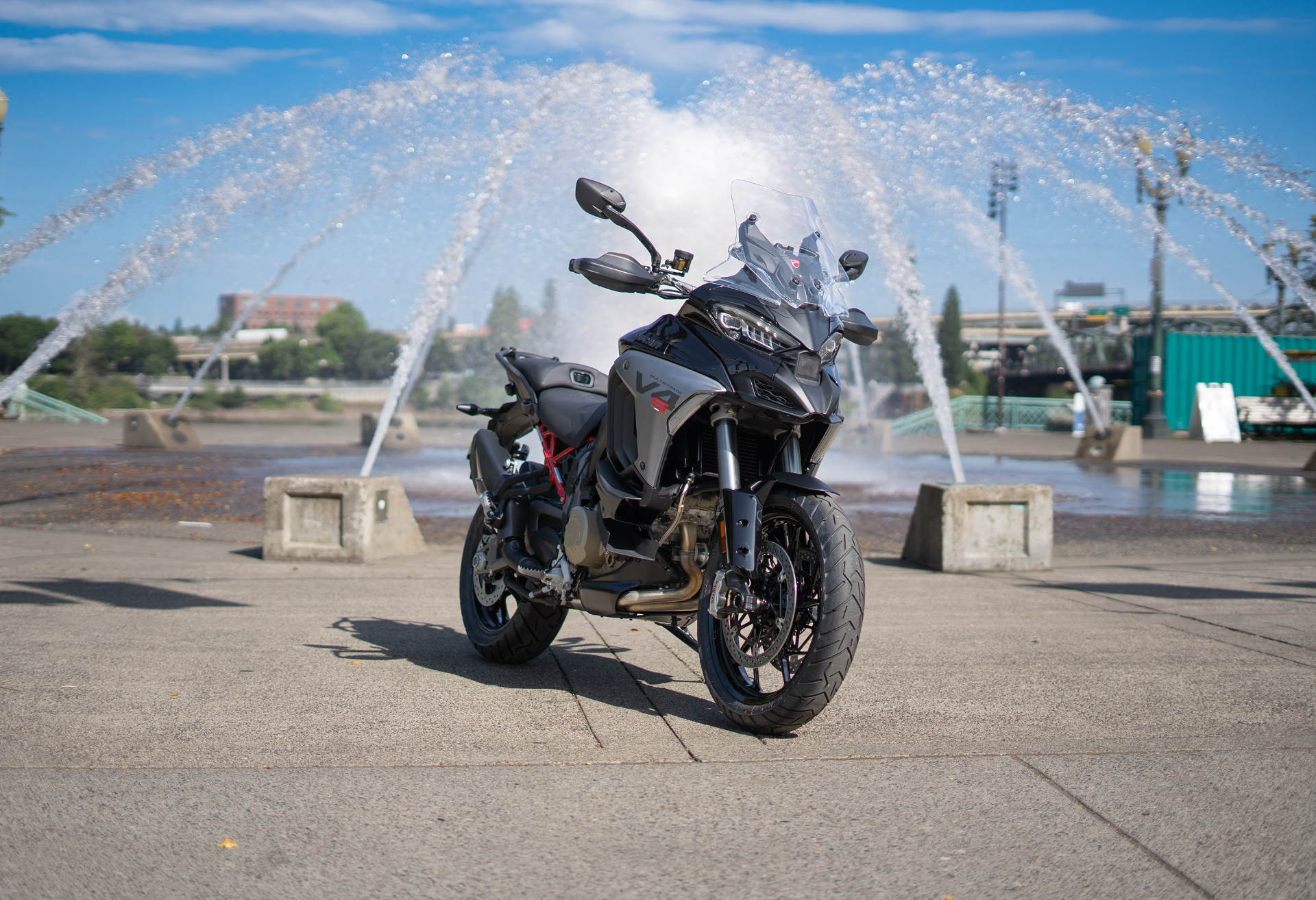 2025 Ducati Multistrada V4 S Travel & Radar in Portland, Oregon - Photo 1