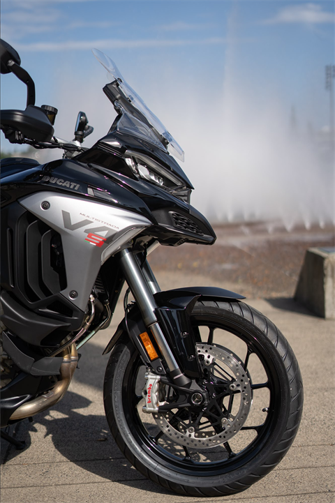 2025 Ducati Multistrada V4 S Travel & Radar in Portland, Oregon - Photo 10