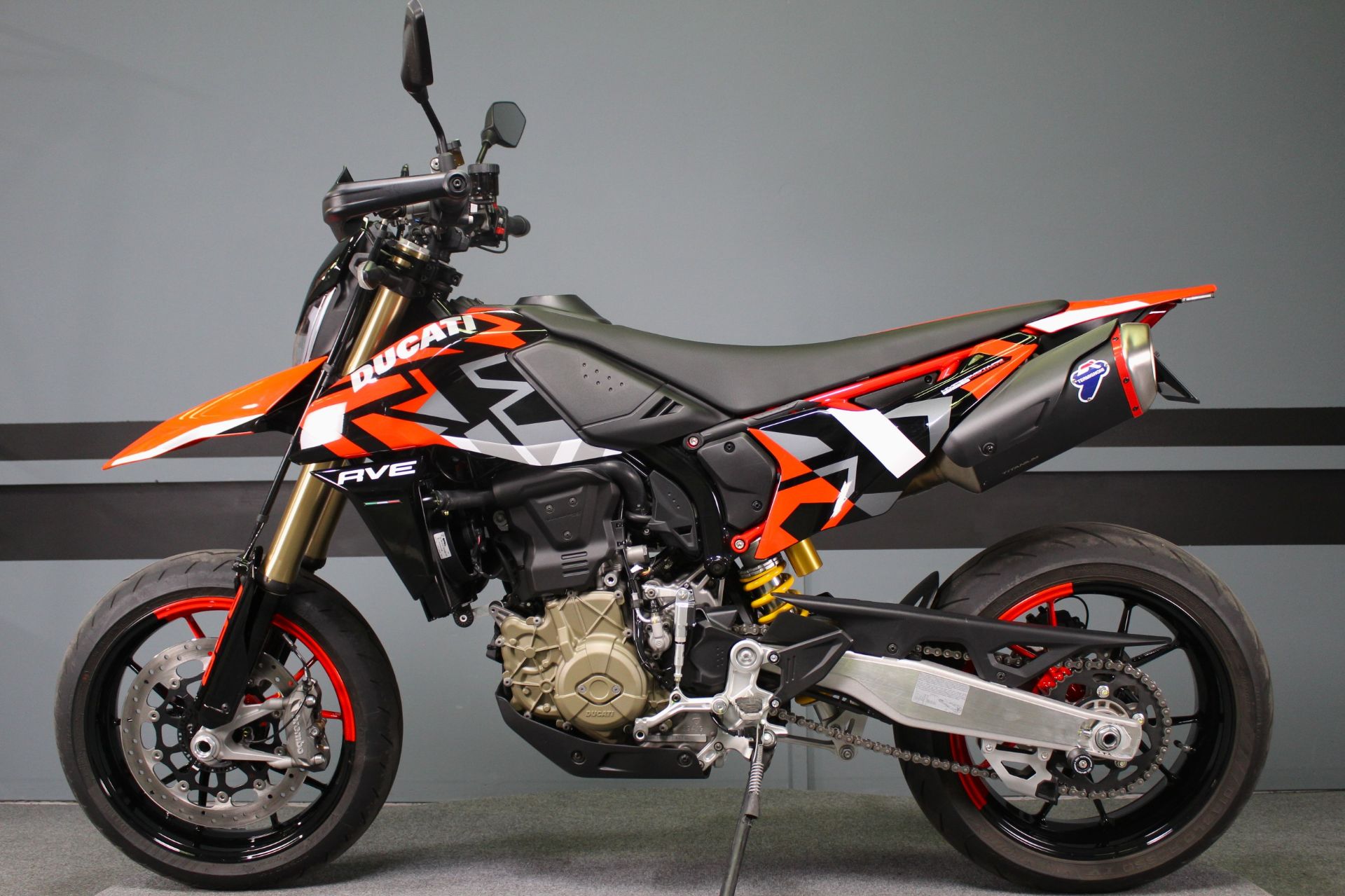2024 Ducati Hypermotard 698 Mono RVE in Portland, Oregon - Photo 4