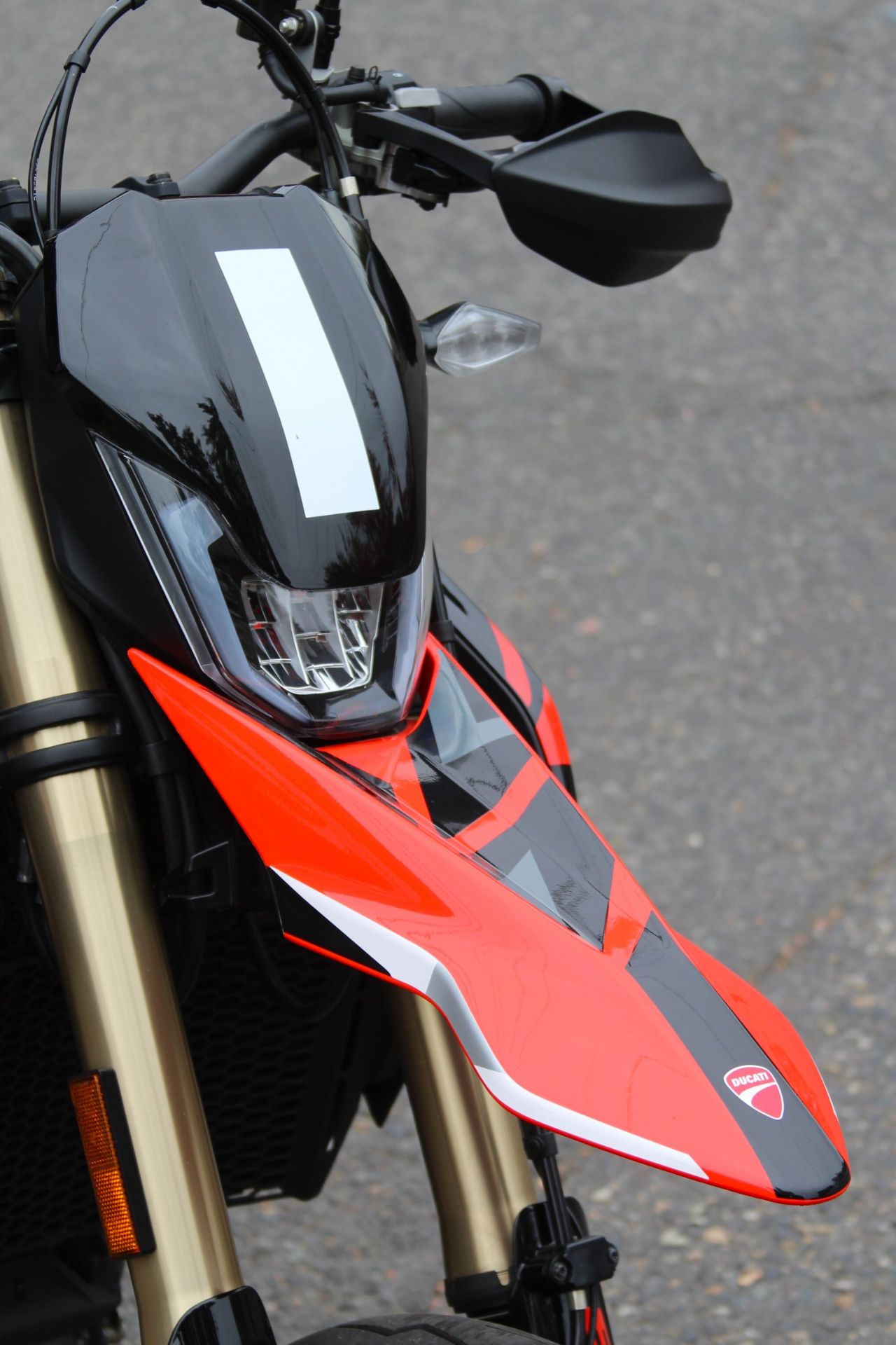 2024 Ducati Hypermotard 698 Mono RVE in Portland, Oregon - Photo 5