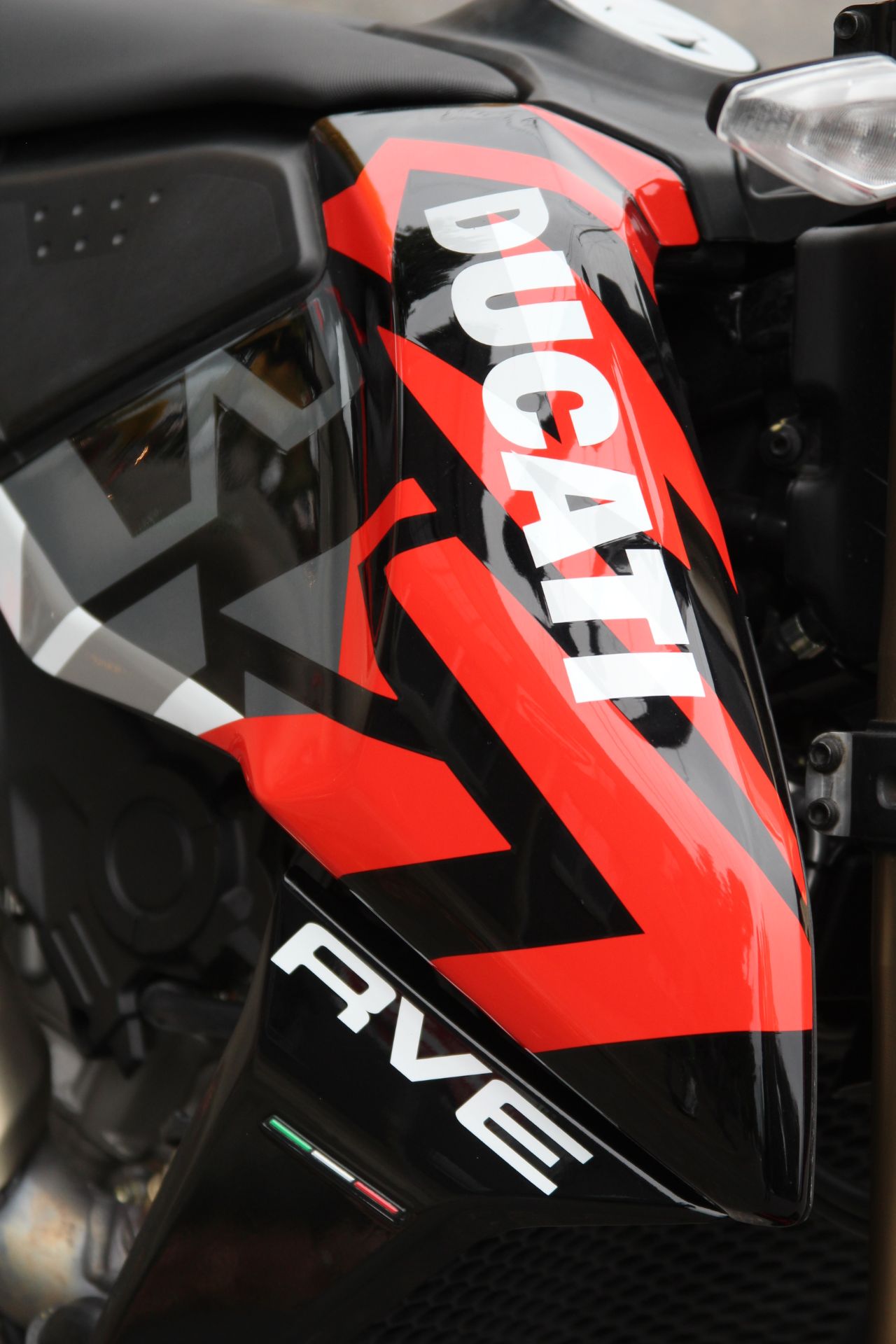 2024 Ducati Hypermotard 698 Mono RVE in Portland, Oregon - Photo 3
