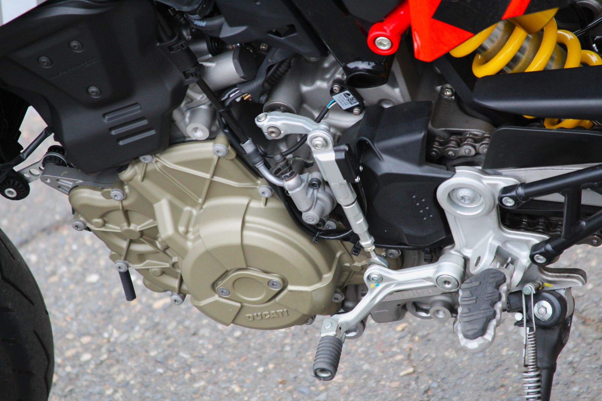 2024 Ducati Hypermotard 698 Mono RVE in Portland, Oregon - Photo 8