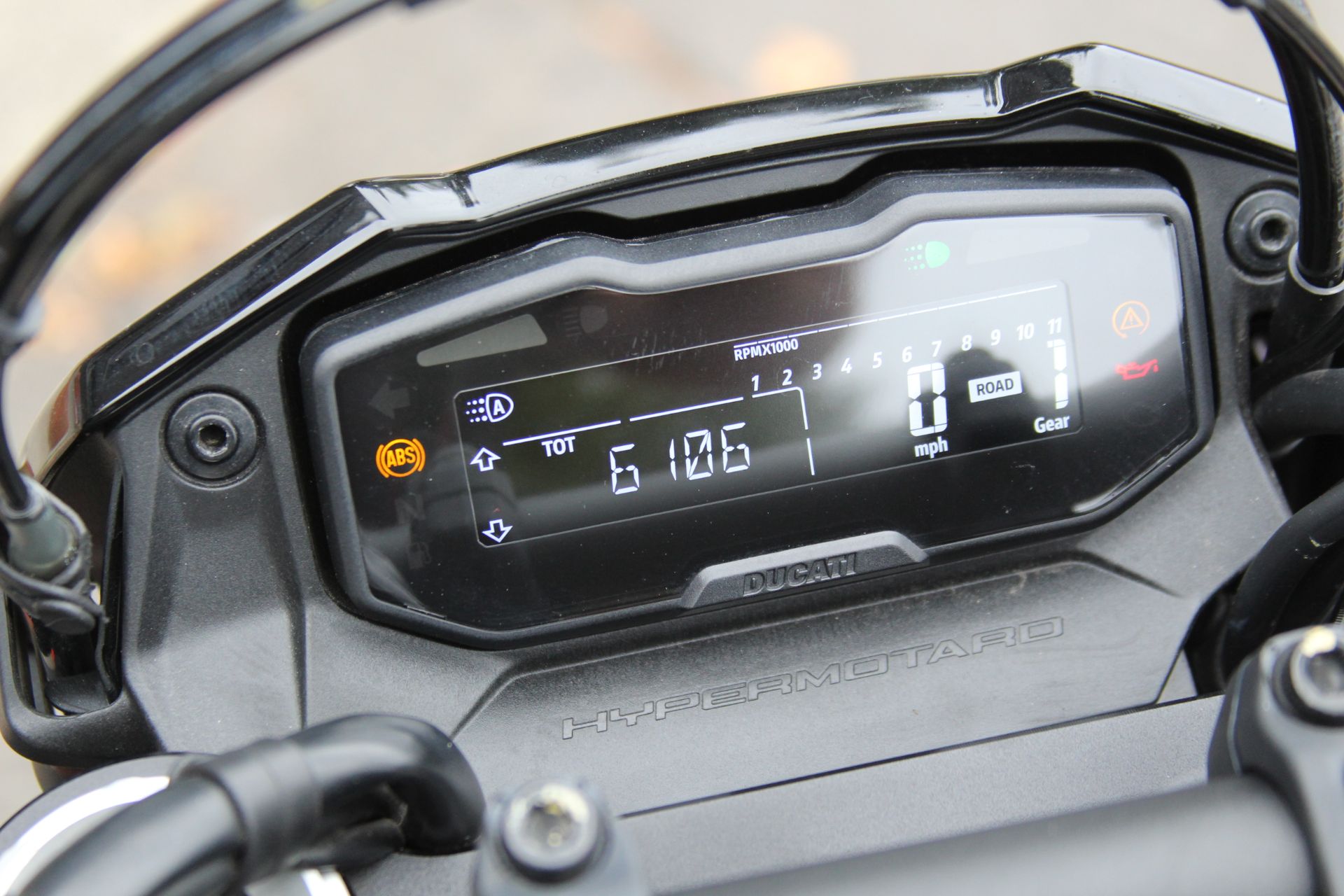 2024 Ducati Hypermotard 698 Mono RVE in Portland, Oregon - Photo 10